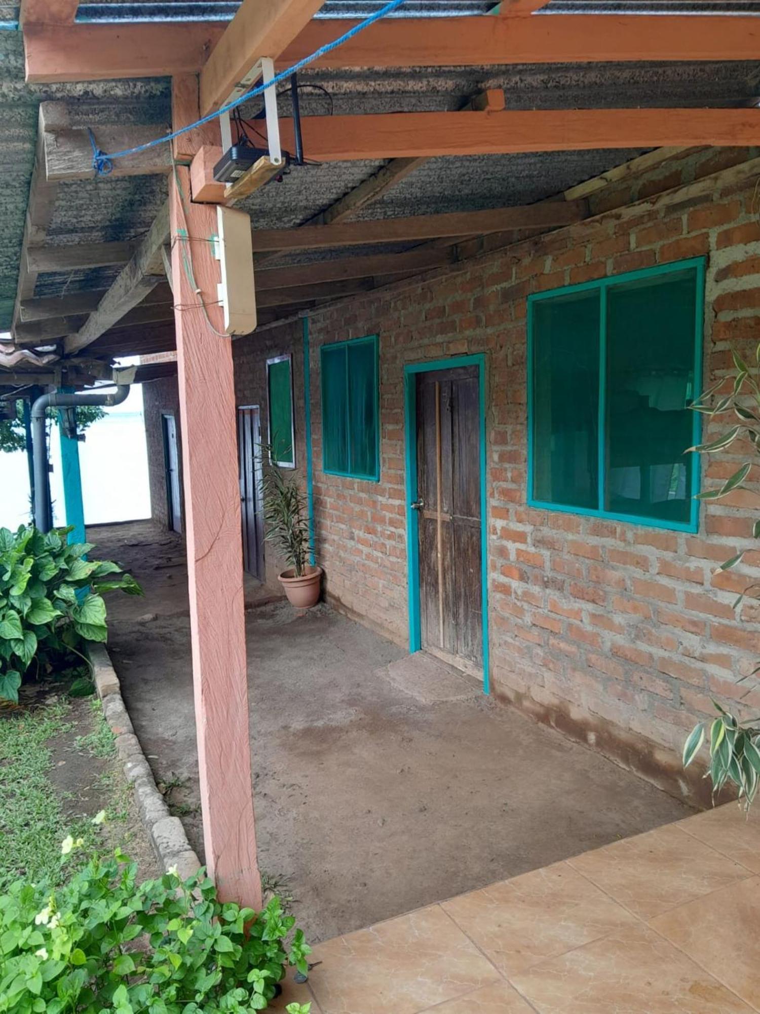Hostel Los Chocoyos Merida Luaran gambar