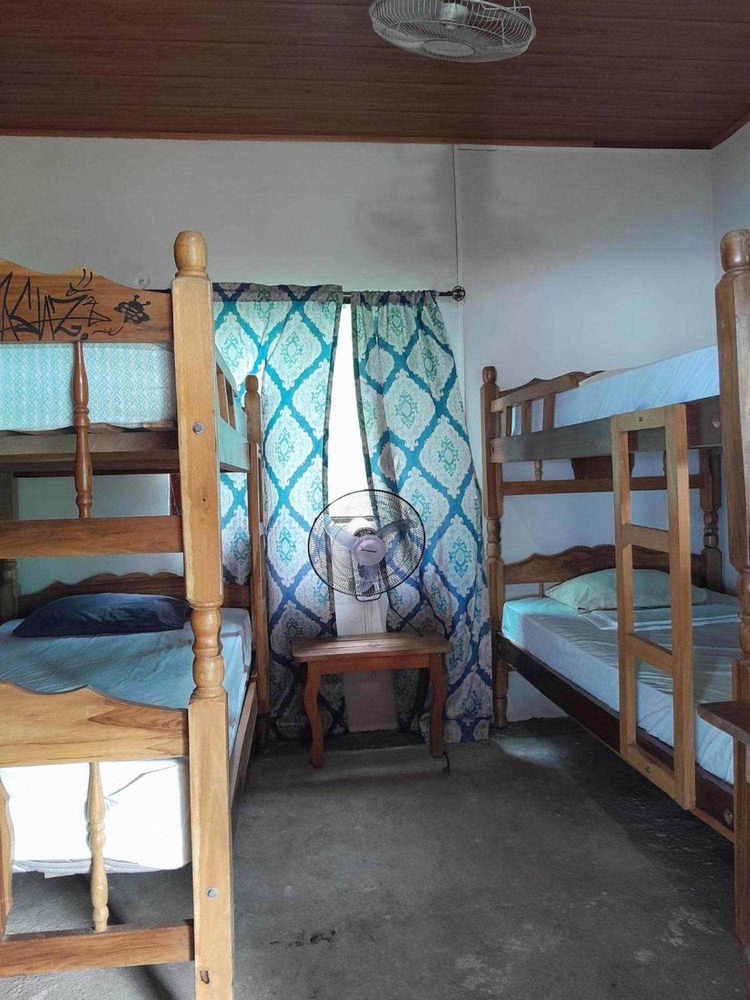 Hostel Los Chocoyos Merida Luaran gambar